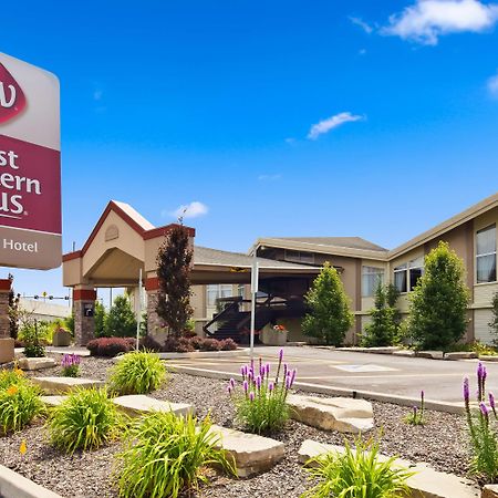 Best Western Plus Durham Hotel & Conference Centre オシャワ エクステリア 写真