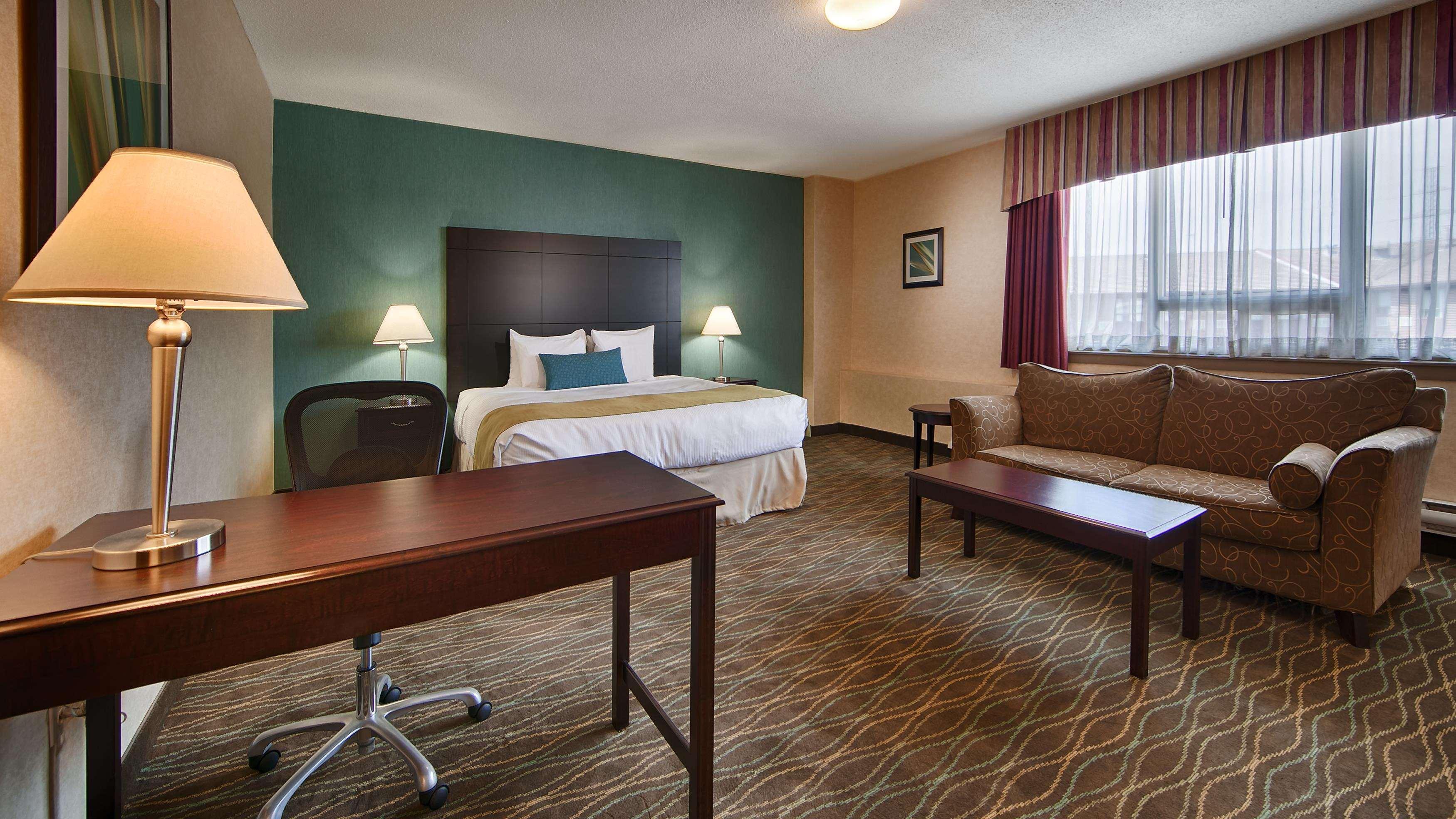 Best Western Plus Durham Hotel & Conference Centre オシャワ エクステリア 写真