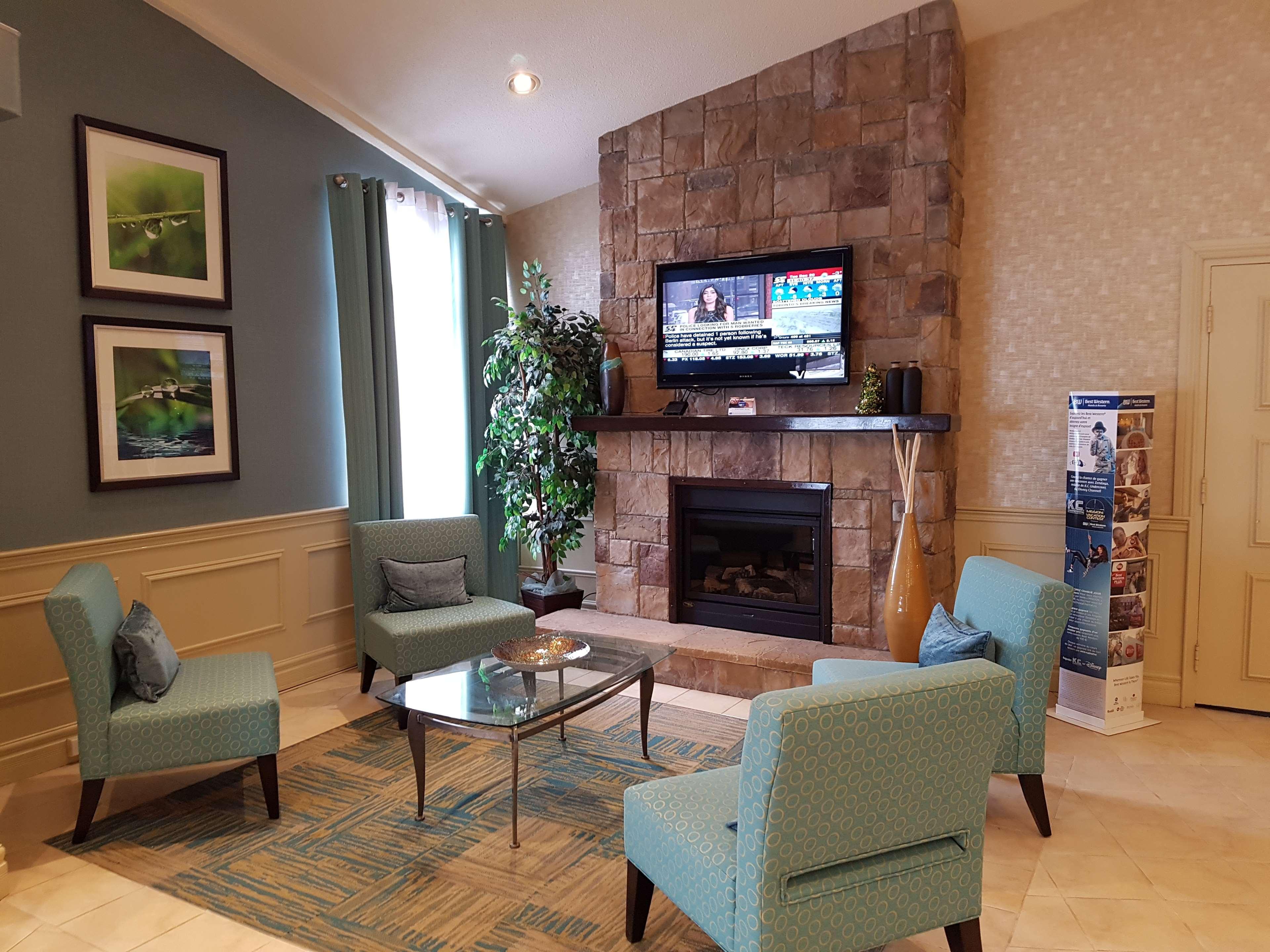 Best Western Plus Durham Hotel & Conference Centre オシャワ エクステリア 写真