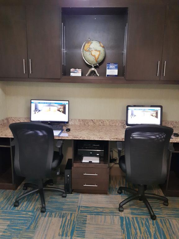 Best Western Plus Durham Hotel & Conference Centre オシャワ エクステリア 写真